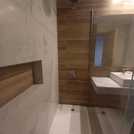 Apartamento Torre Madrid Tandil Exterior foto